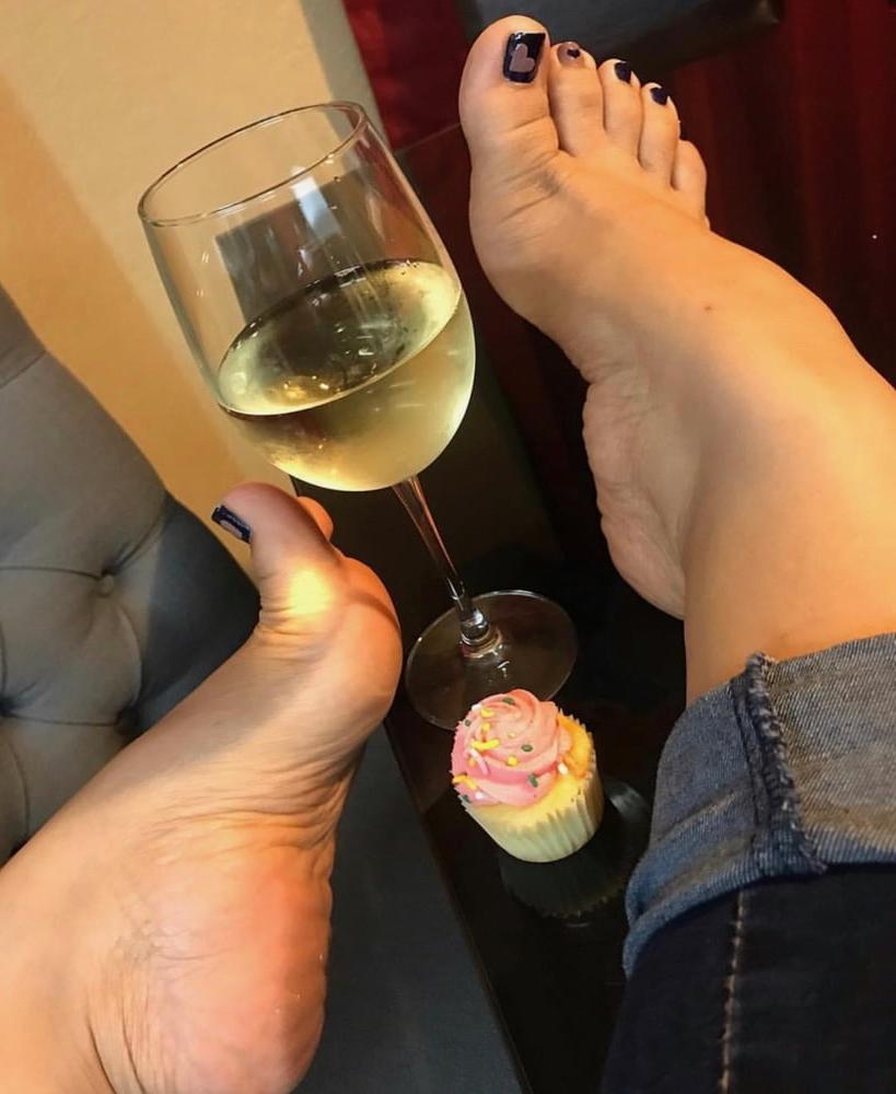 25P Sexy Feet 32