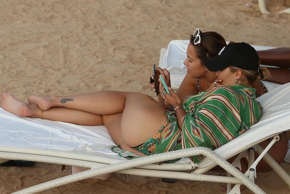 22P RITA ORA the queen