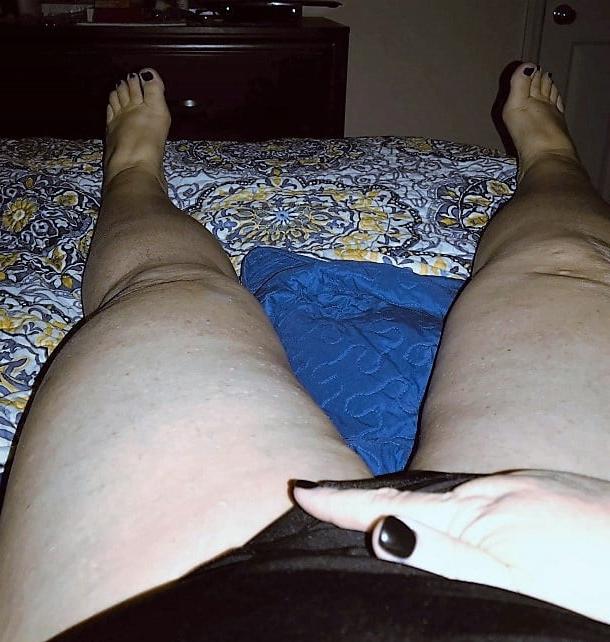 25P Sexy &amp; Chubby Legs 17