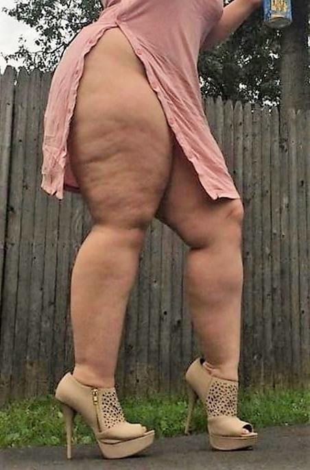 25P Sexy &amp; Chubby Legs 17