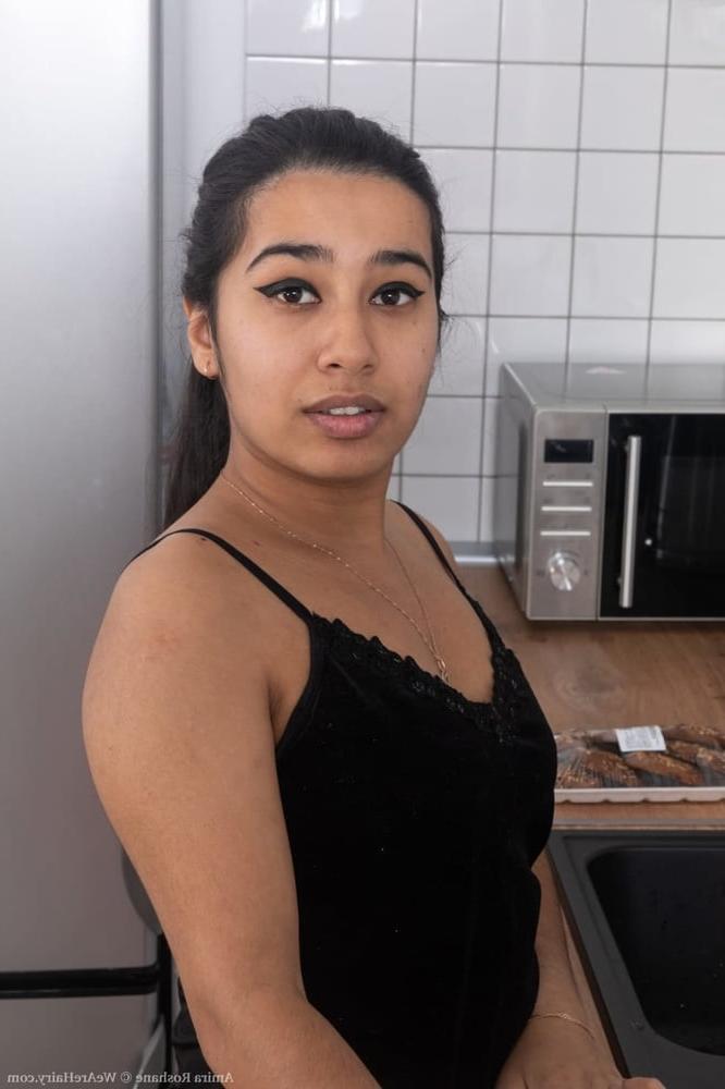 25P Nude hairy sri lankan bitch