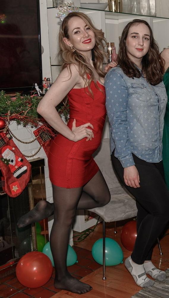 25P candid nylon feet  Facebook 2