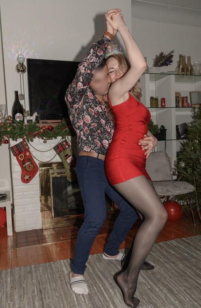 25P candid nylon feet  Facebook 2