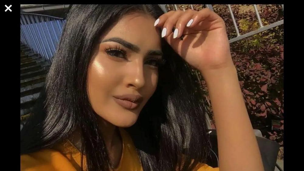 18P Hottest Bangladeshi bitch