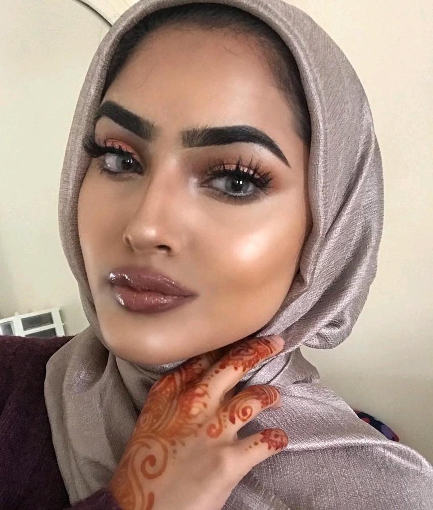 18P Hottest Bangladeshi bitch