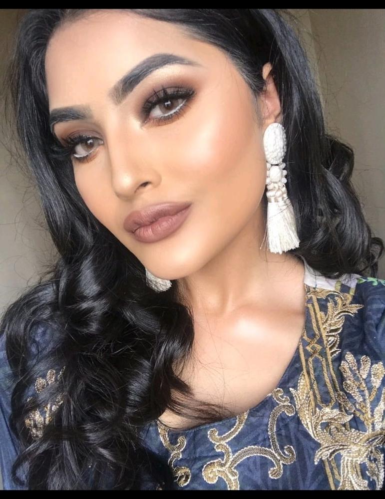 18P Hottest Bangladeshi bitch