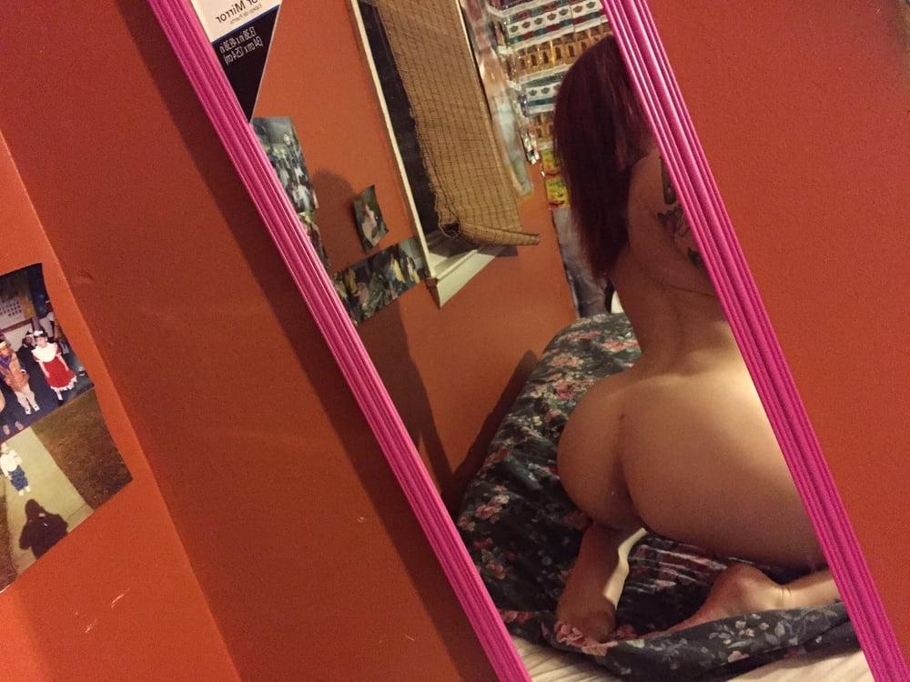 9P Super Duper Nasty Ass Bust Down Bitch