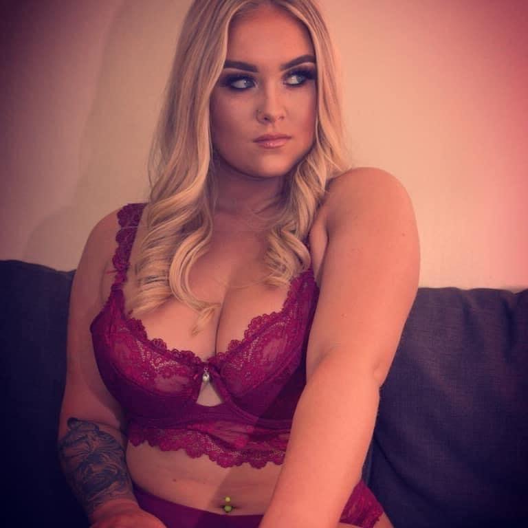 16P Beth, sexy UK Chunky Slut