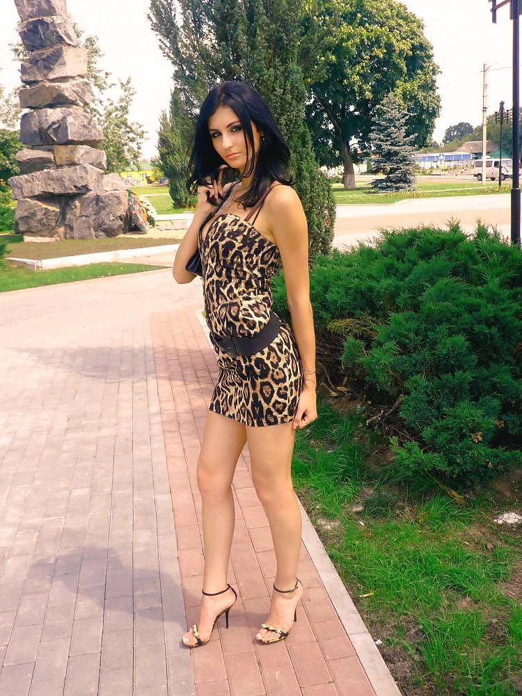 25P Hot sexy legs from heaven: killerlegs feet footsie1