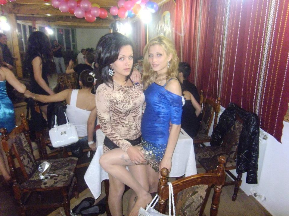 25P candid nylon feet  Facebook 3