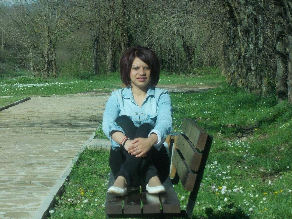 25P candid nylon feet  Facebook 3