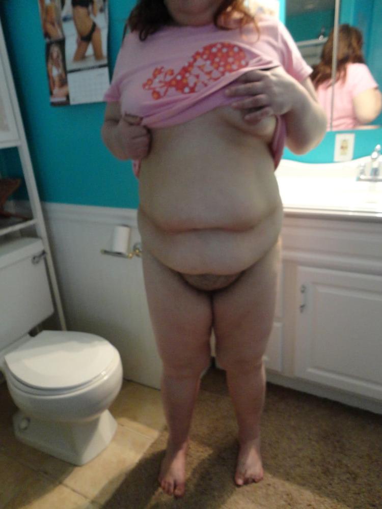 25P Small tit chubby