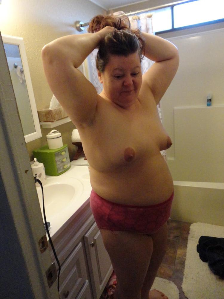 25P Small tit chubby