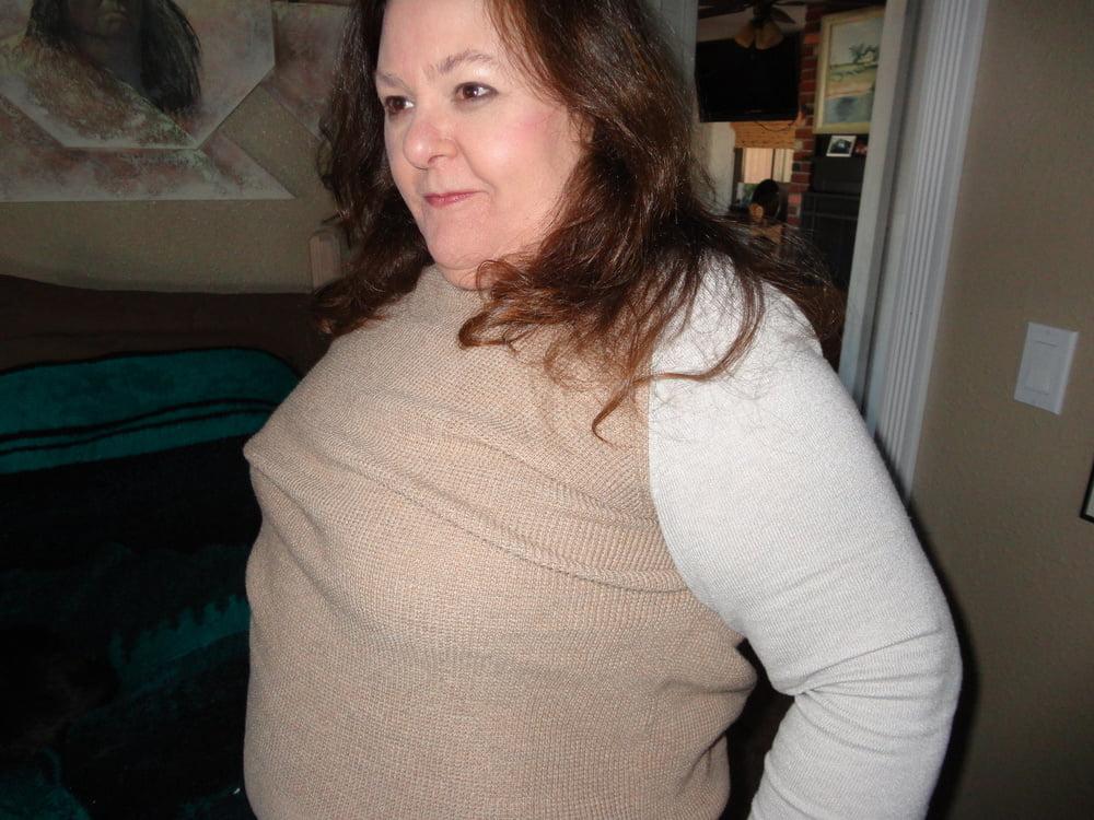 25P Small tit chubby