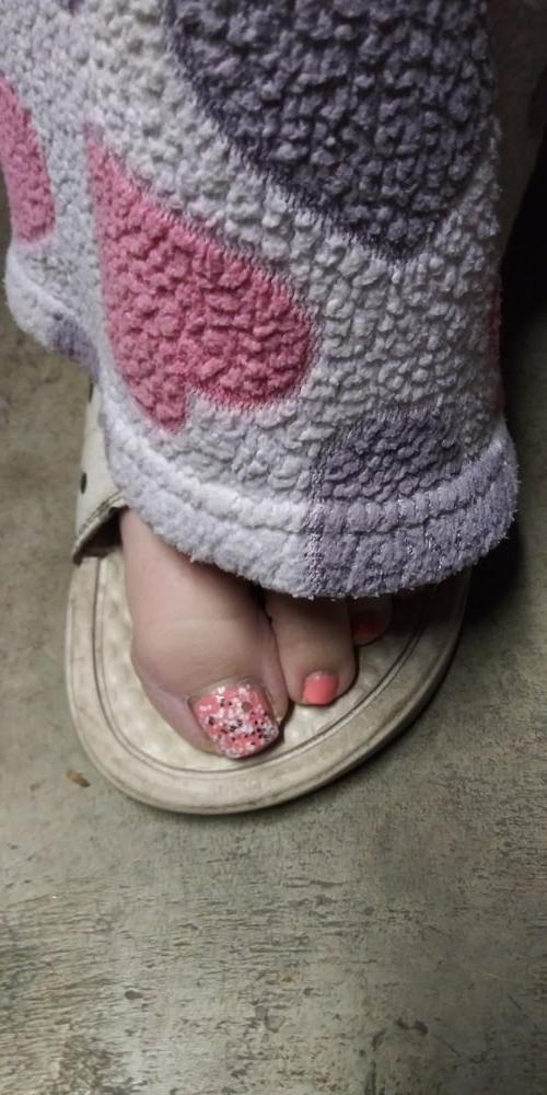 25P Wife's pretty feet