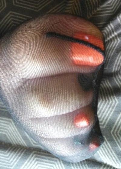 25P Wife's pretty feet