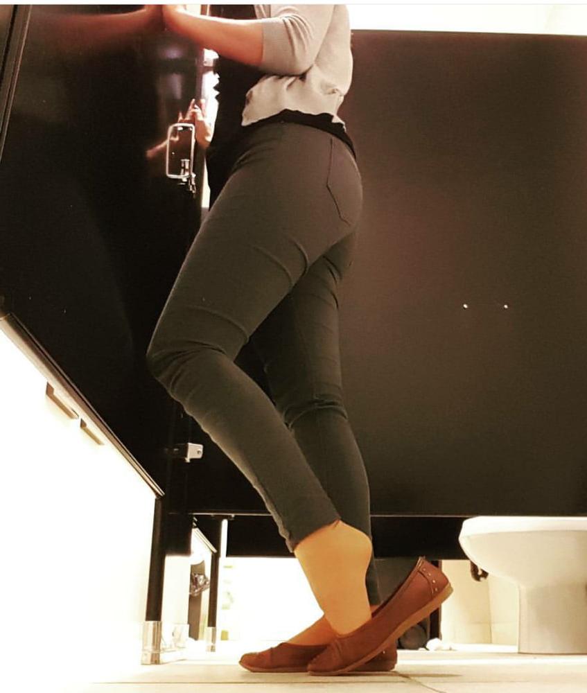 25P candid nylon feet  Facebook 4