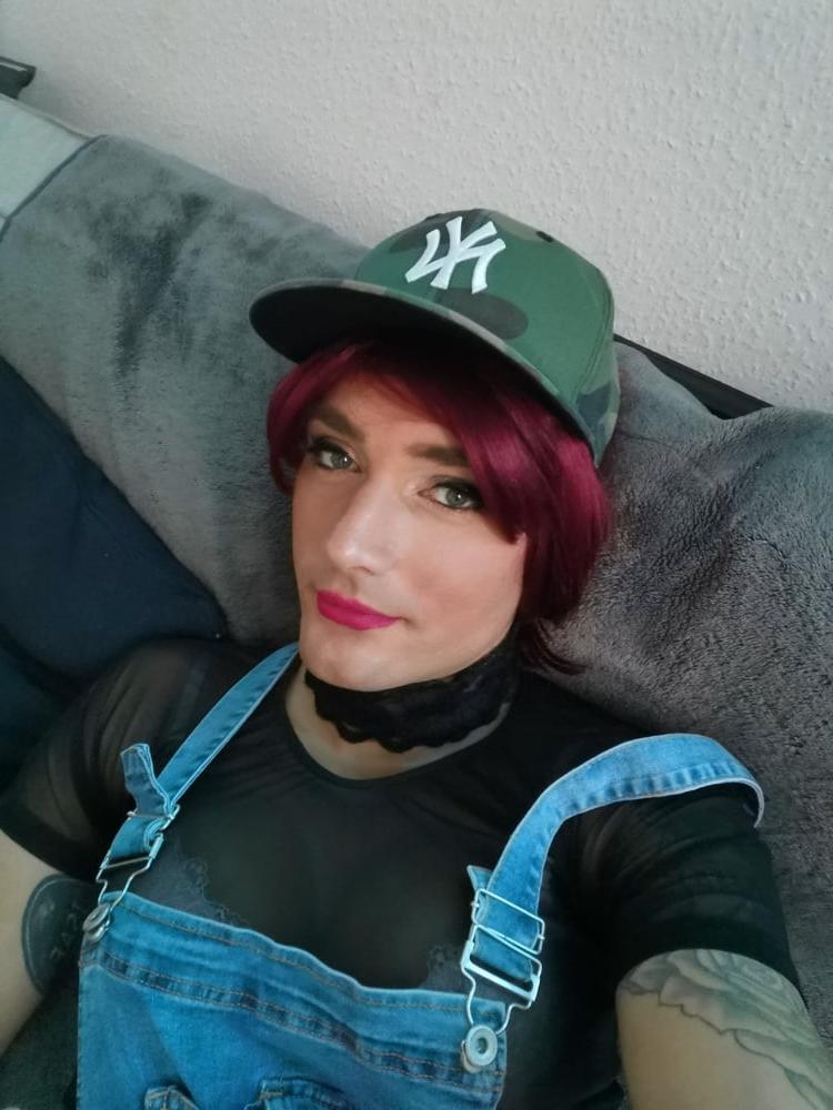 24P Geile bitch