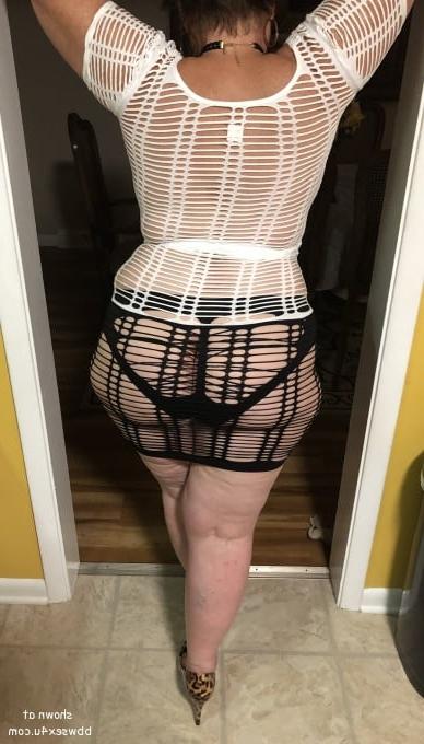 18P FUCKABLE CHUBBY MATURE