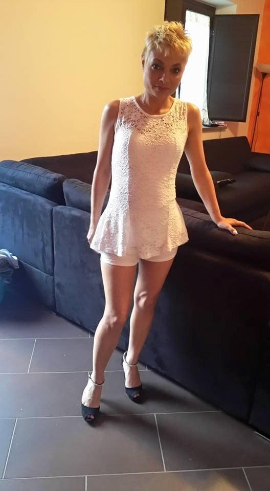 25P milf bitch fucking