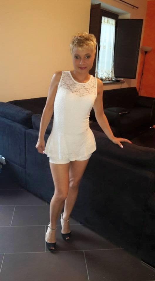 25P milf bitch fucking