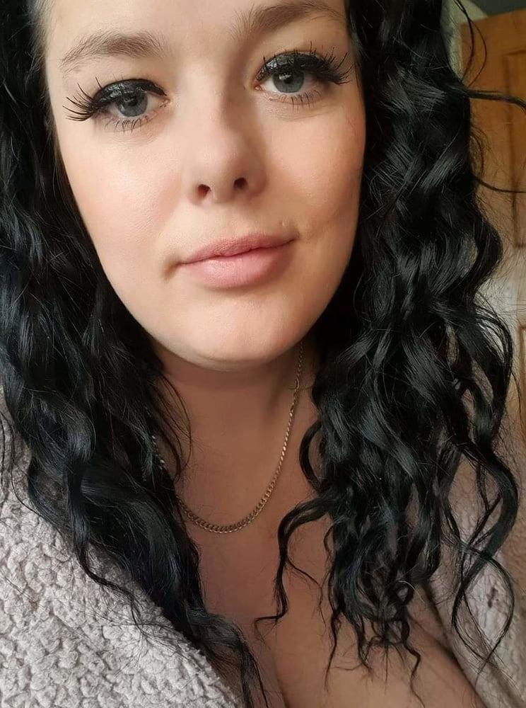 8P Amber, sexy UK Chunky Slut