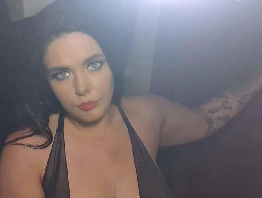 8P Amber, sexy UK Chunky Slut