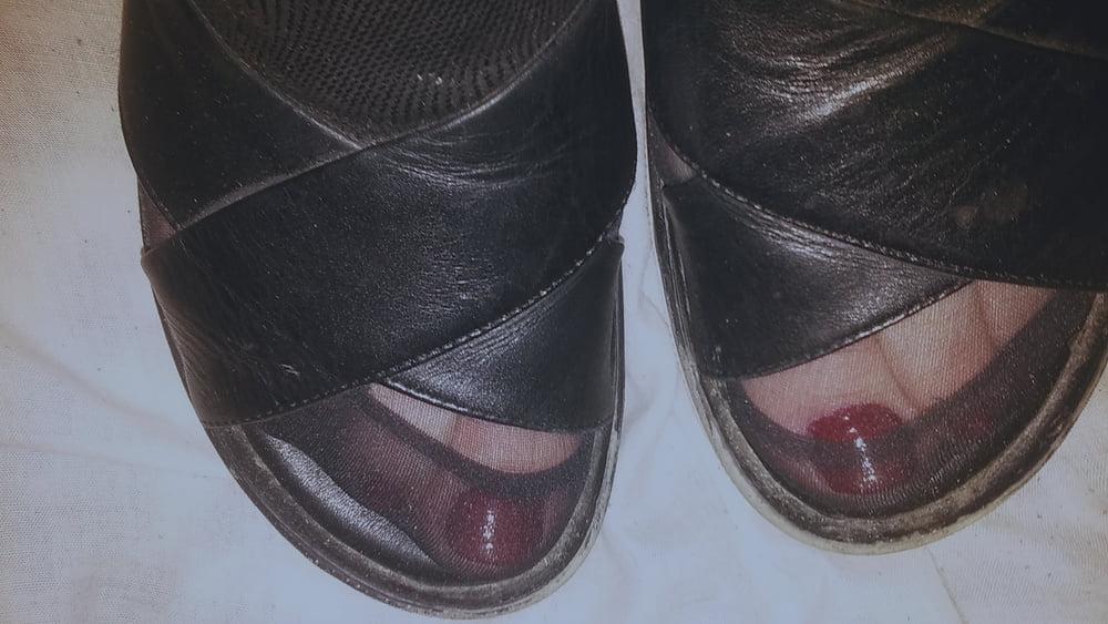 13P Plump feet
