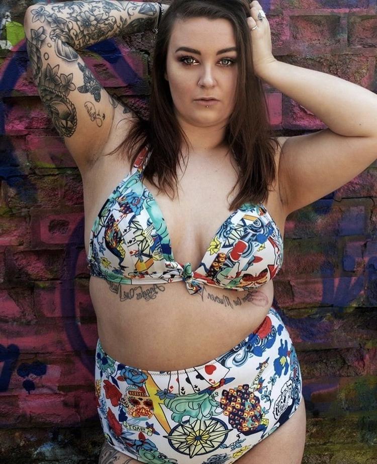 25P Sirena, sexy UK Chunky Slut