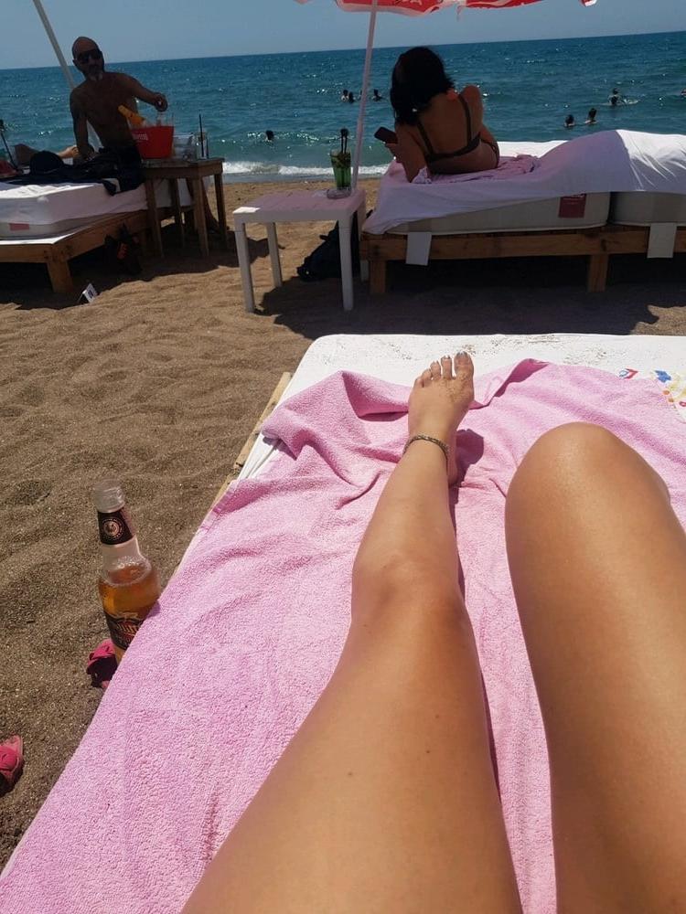 10P sexy turkish women's feet 9