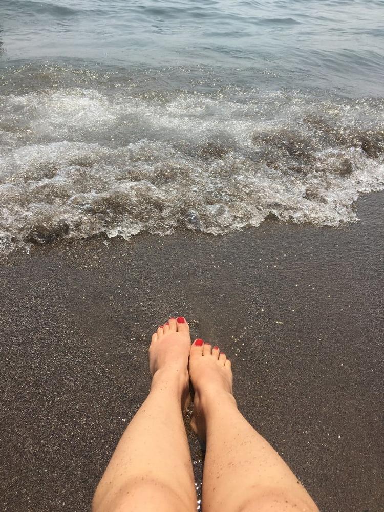 10P sexy turkish women's feet 9