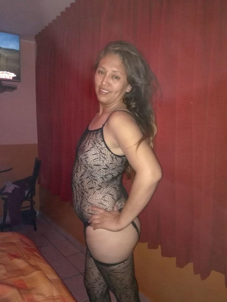 6P En el motel