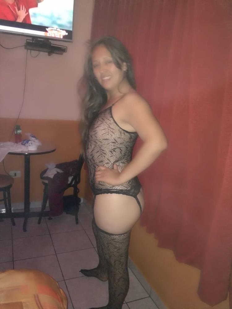 6P En el motel