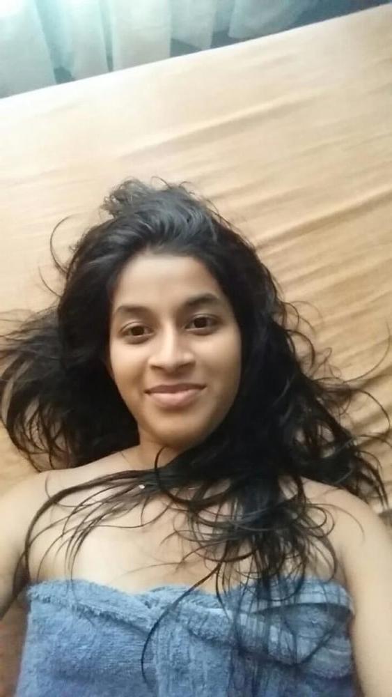 18P nice cute girl pussy &amp; boobs