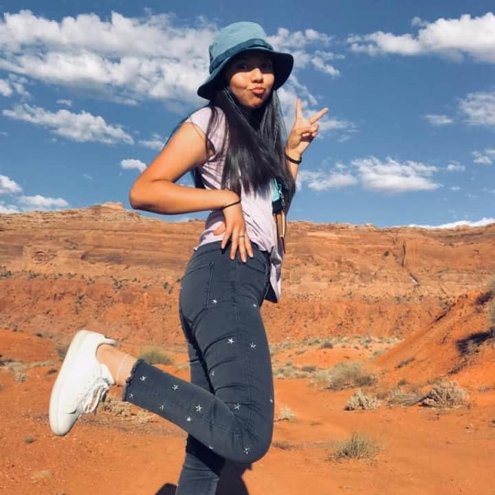 8P Cute Navajo slut