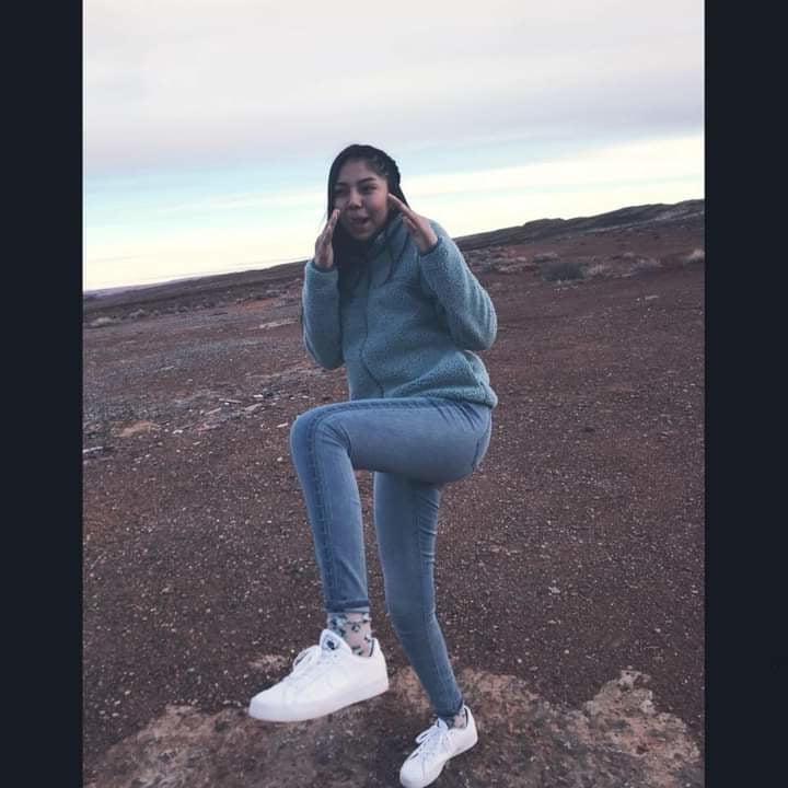 8P Cute Navajo slut