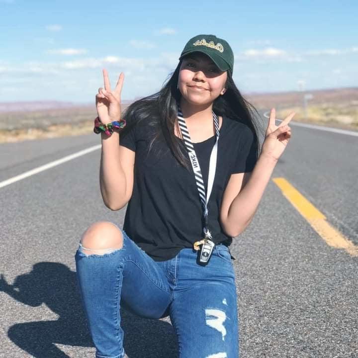 8P Cute Navajo slut