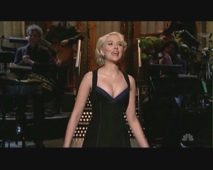 25P Scarlett Johansson Cute woman