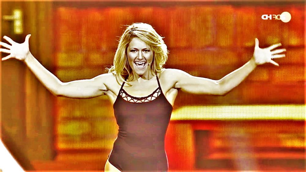 25P Helene Fischer - The hottest German Bitch !!!