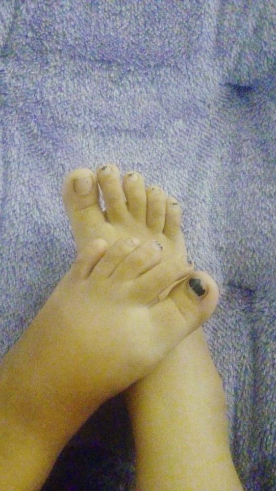 22P Maria feet 2