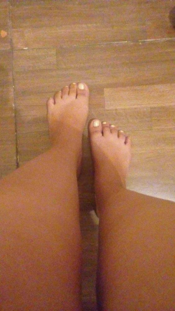 22P Maria feet 2