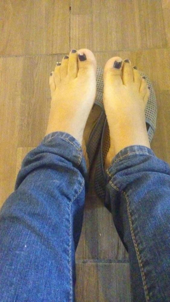 22P Maria feet 2