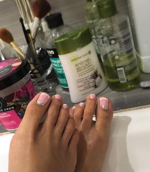25P Real Pedicured Toes &amp; Feet