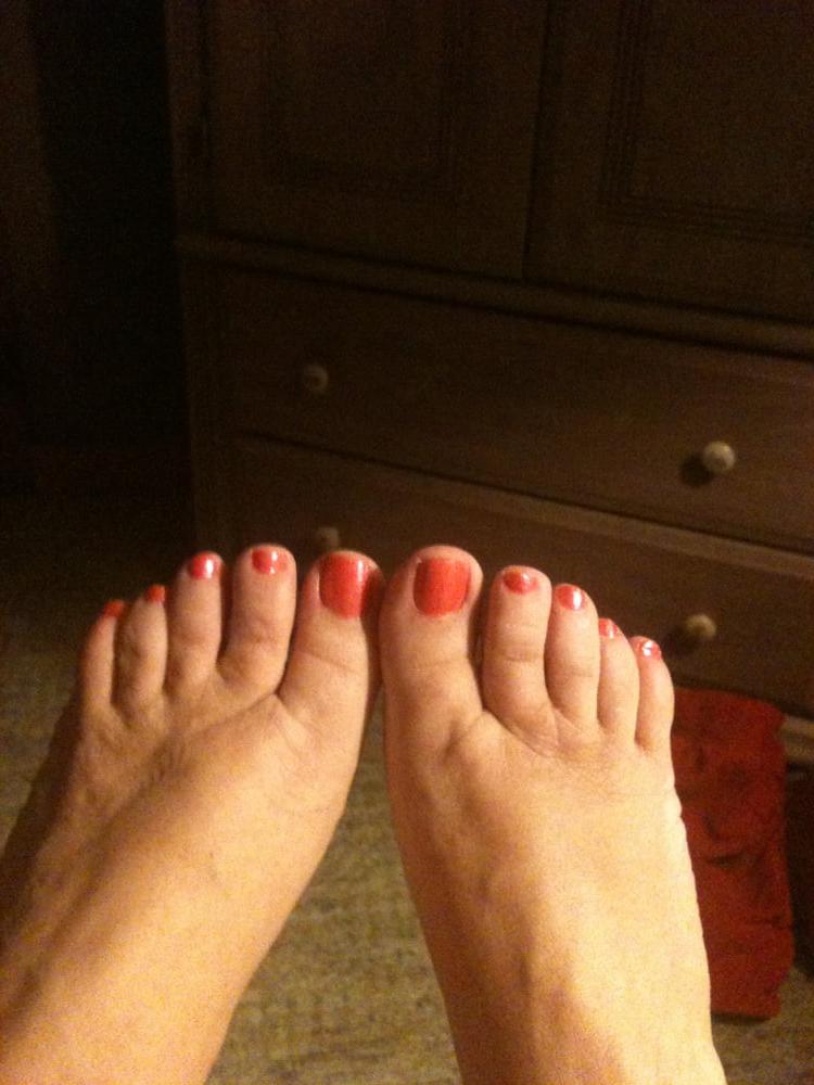 25P Real Pedicured Toes &amp; Feet