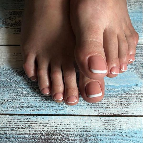 25P Real Pedicured Toes &amp; Feet