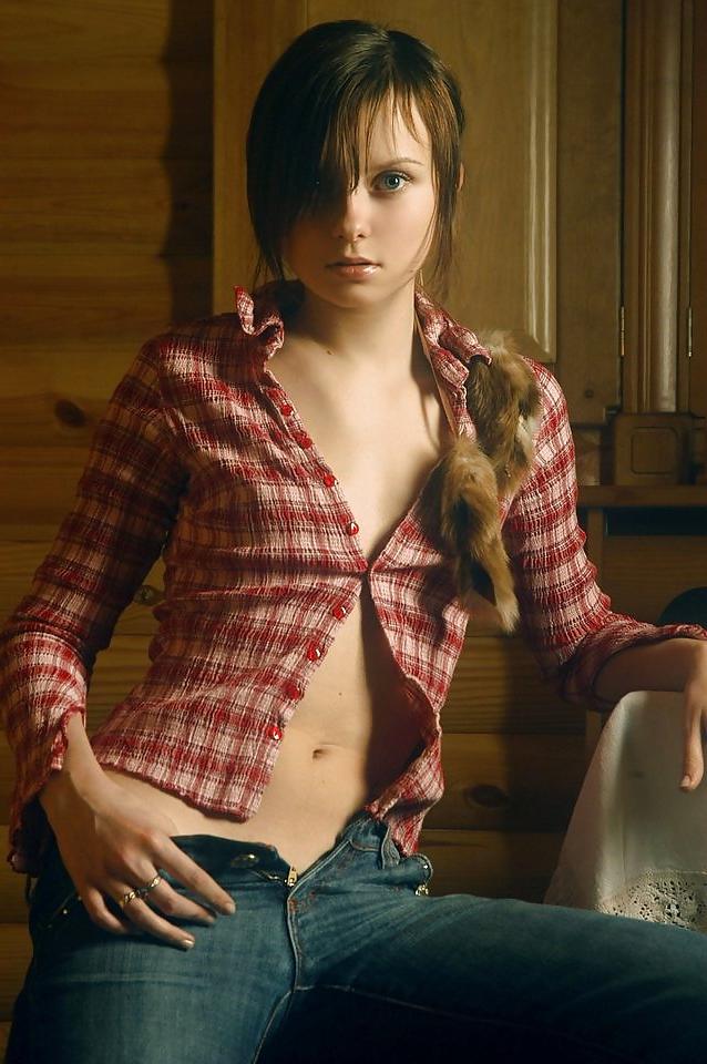 25P Natural Teens Girls,By Blondelover.