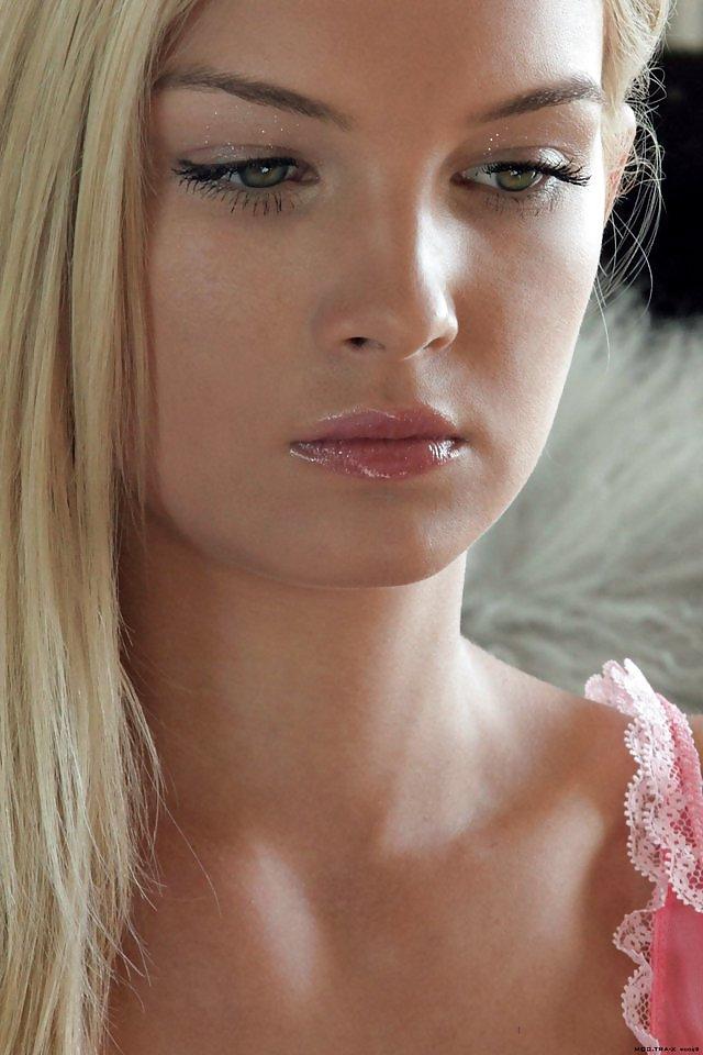 25P Natural Teens Girls,By Blondelover.