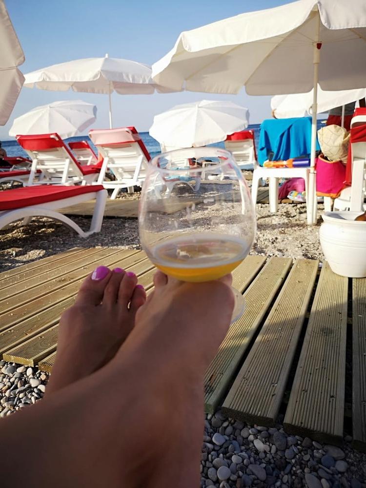 9P sexy turkish women's feet 8