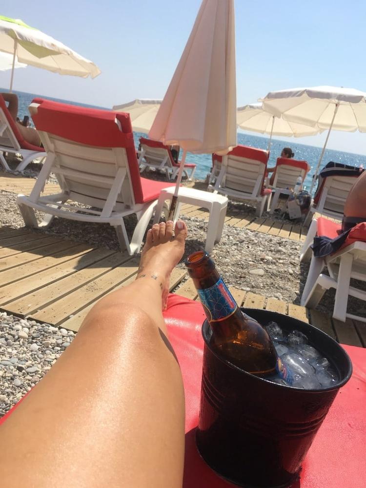 9P sexy turkish women's feet 8