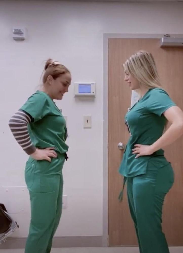 25P Real Nurses in Scrubs